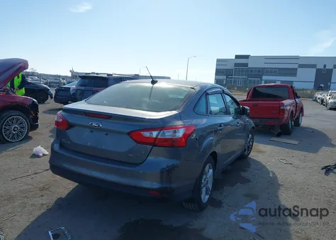 2013 Ford Focus Se z USA, uszkodzony, nr VIN 1FADP3F20DL194577